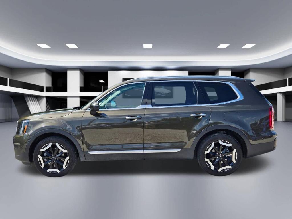 used 2025 Kia Telluride car, priced at $33,660