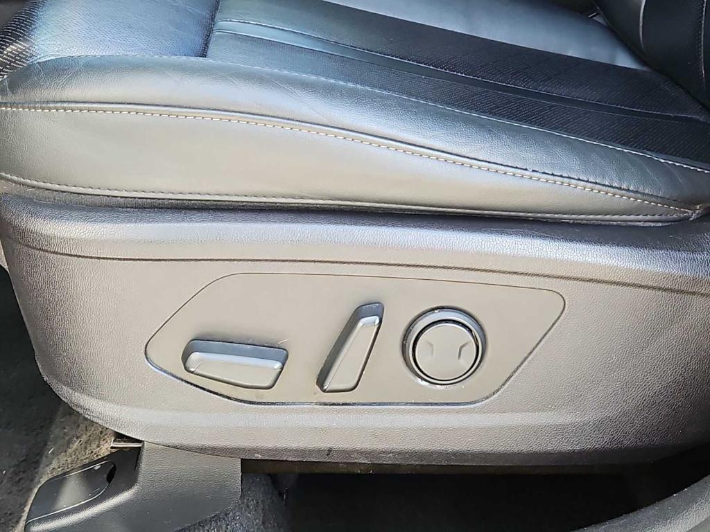 used 2022 Kia Sorento car, priced at $21,396