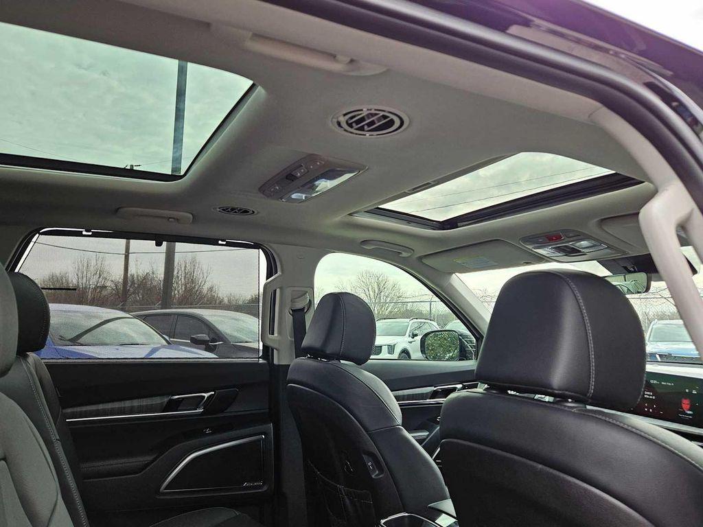 used 2025 Kia Telluride car, priced at $37,676