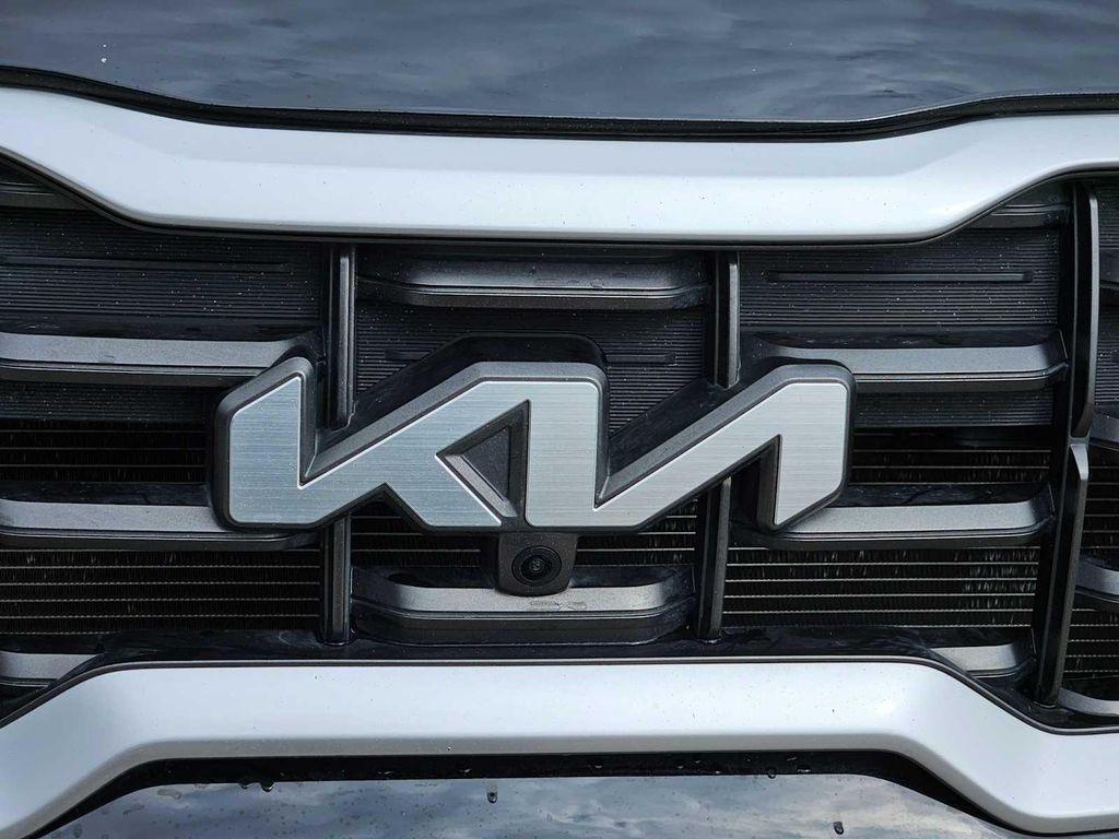 used 2025 Kia Telluride car, priced at $37,676