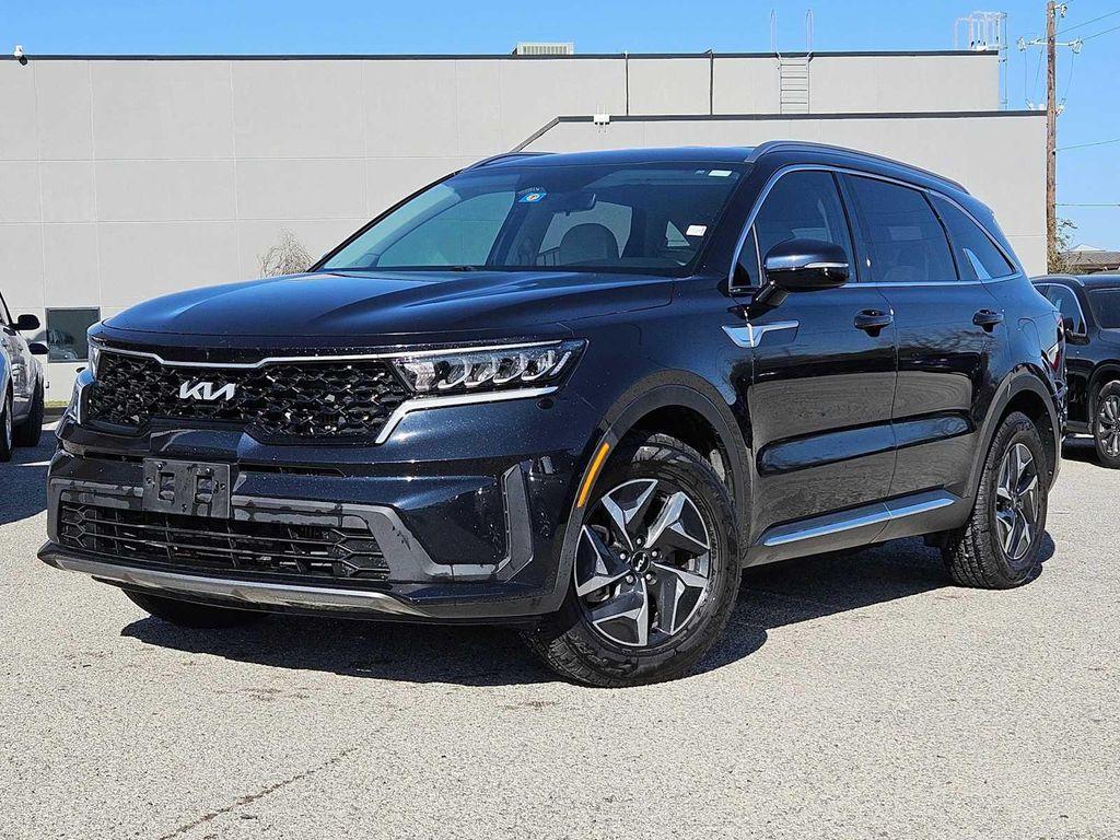 used 2022 Kia Sorento Hybrid car