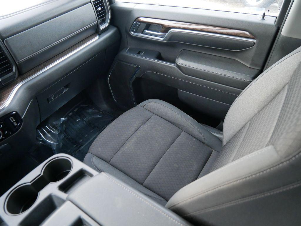 used 2024 Chevrolet Silverado 2500 car, priced at $40,000