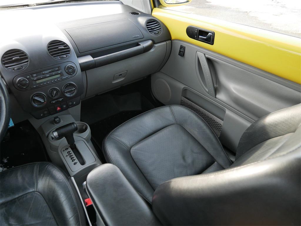 used 2002 Volkswagen New Beetle car, priced at $3,750