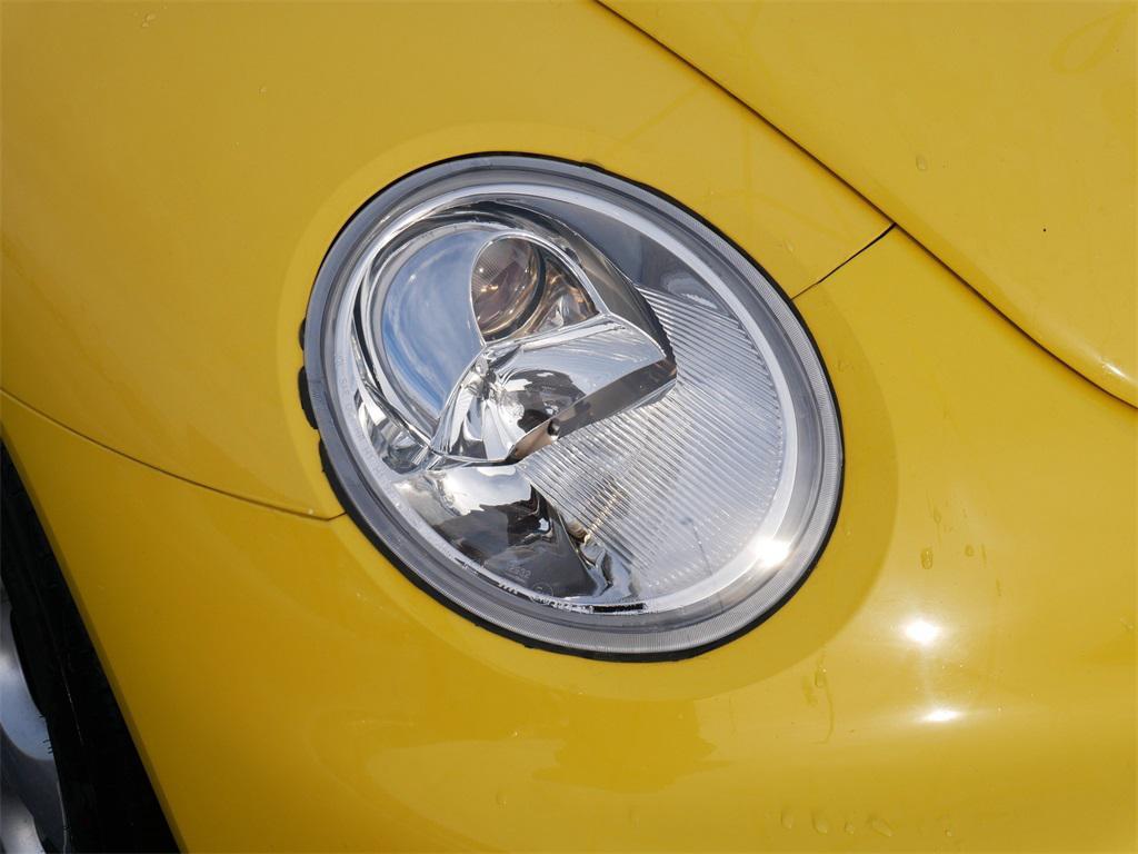 used 2002 Volkswagen New Beetle car, priced at $3,750