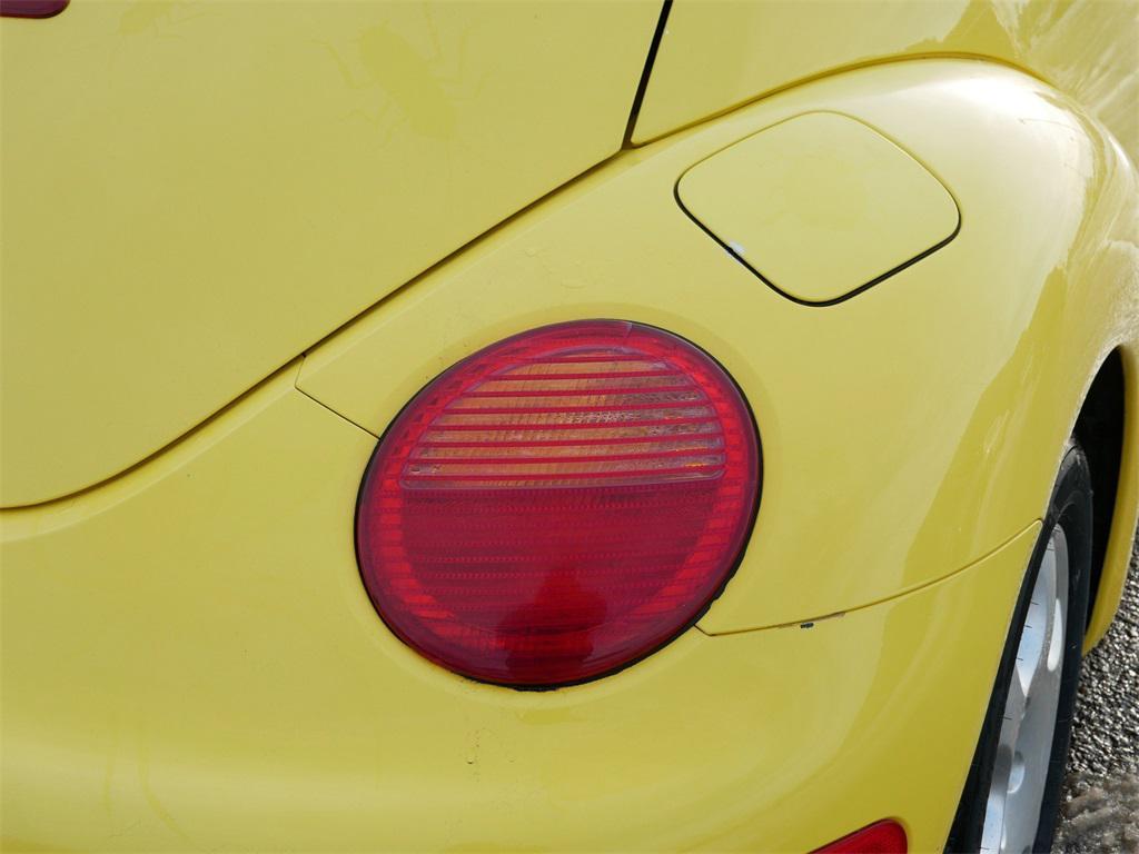 used 2002 Volkswagen New Beetle car, priced at $3,750