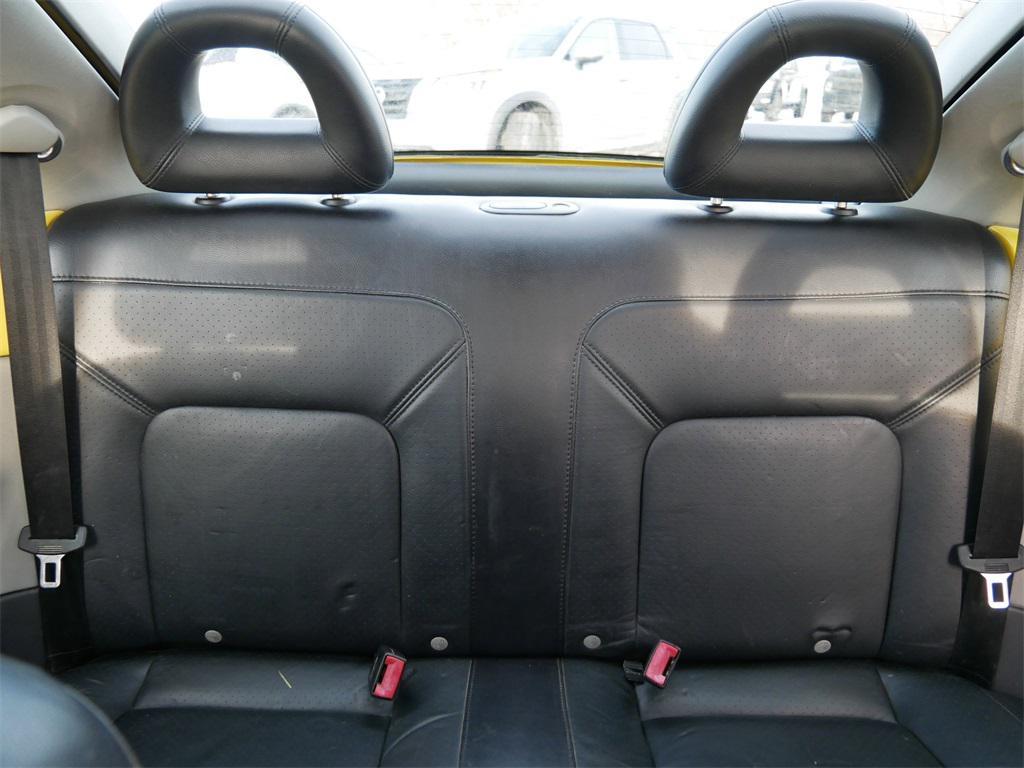 used 2002 Volkswagen New Beetle car, priced at $3,750