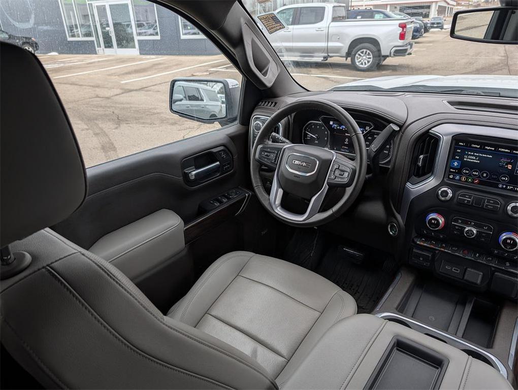 used 2021 GMC Sierra 1500 car, priced at $31,900