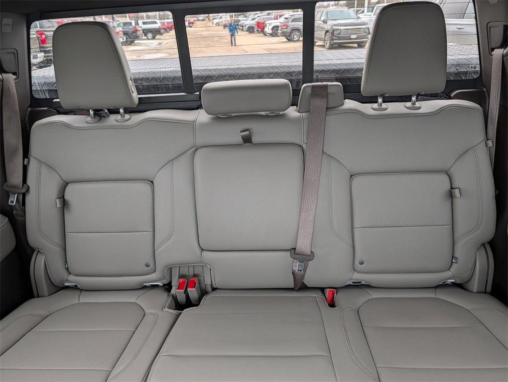 used 2021 GMC Sierra 1500 car, priced at $31,900