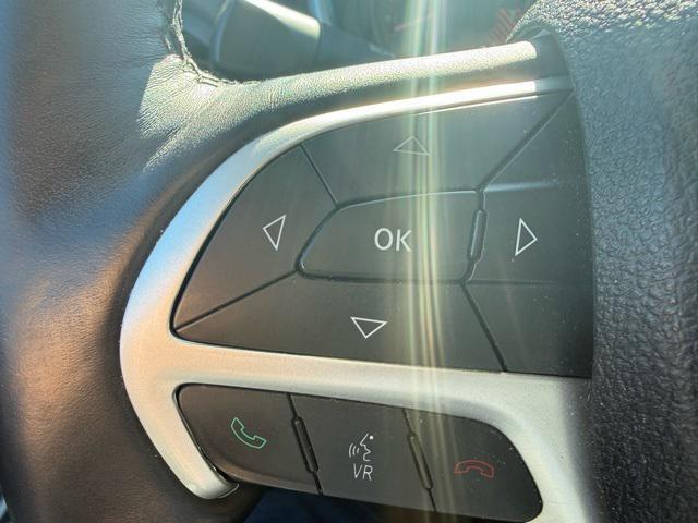 used 2014 Jeep Cherokee car, priced at $7,499