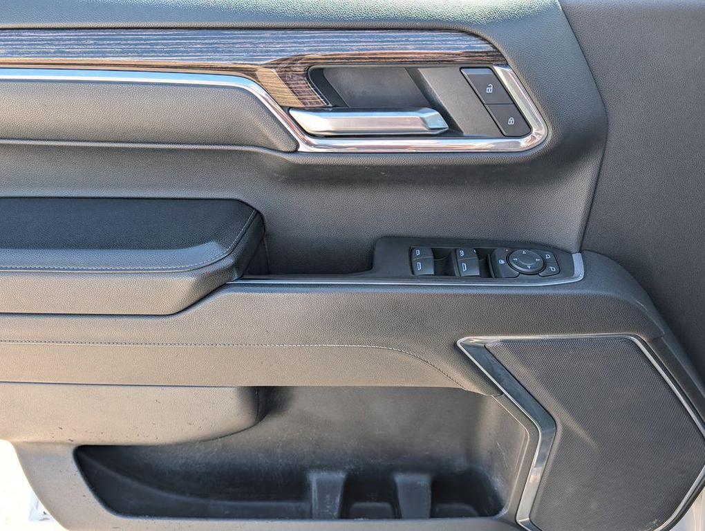 used 2023 GMC Sierra 1500 car, priced at $35,500