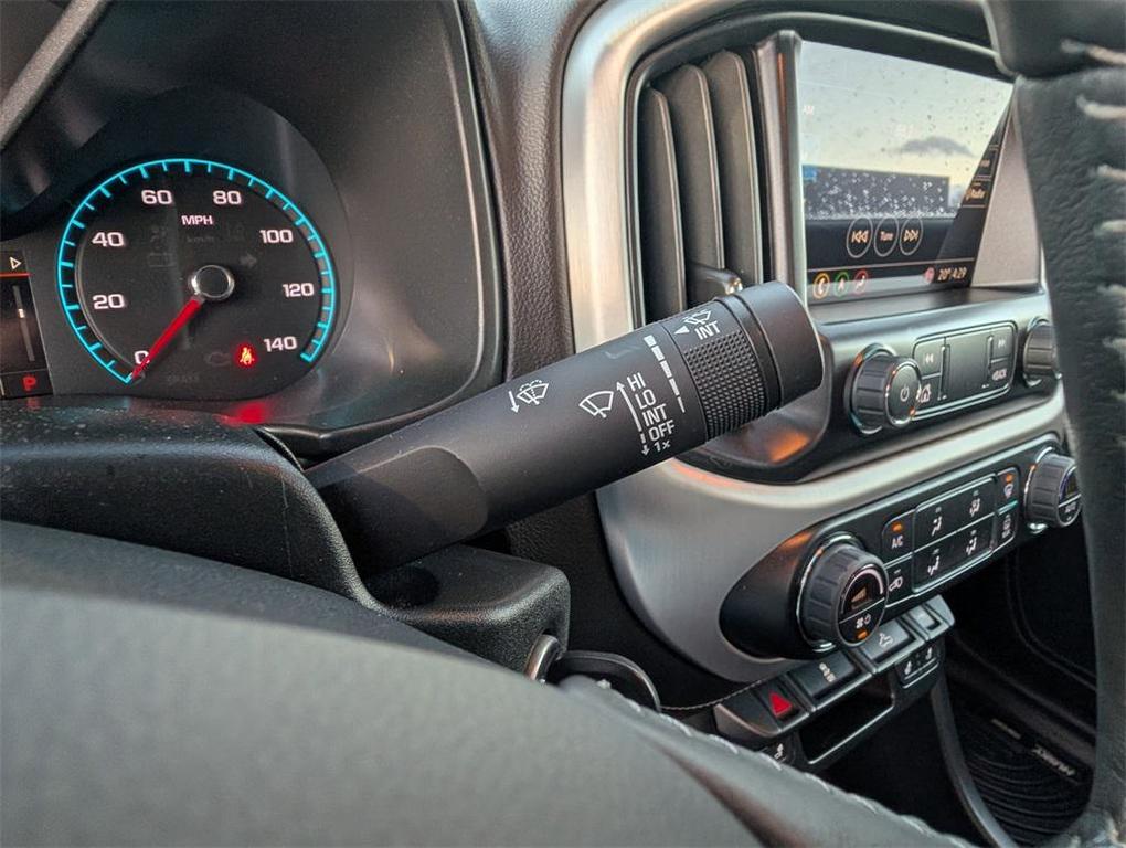 used 2022 GMC Canyon car, priced at $30,250