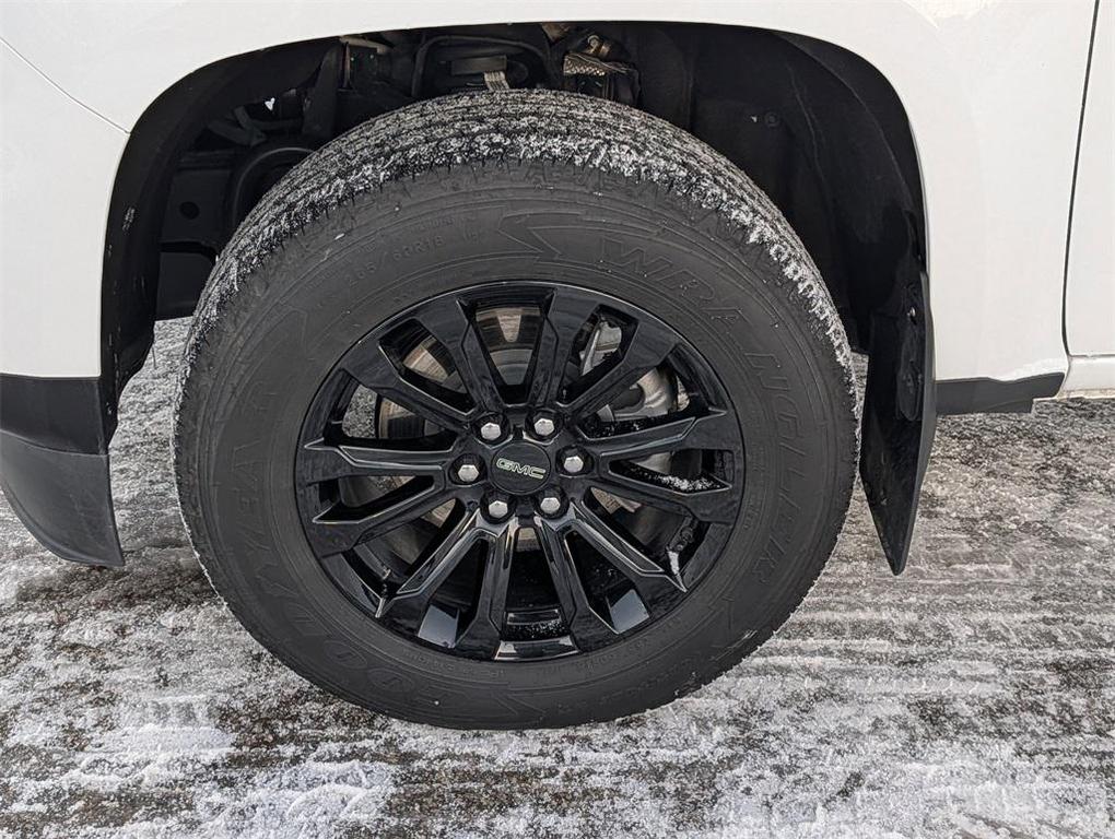 used 2022 GMC Canyon car, priced at $30,250