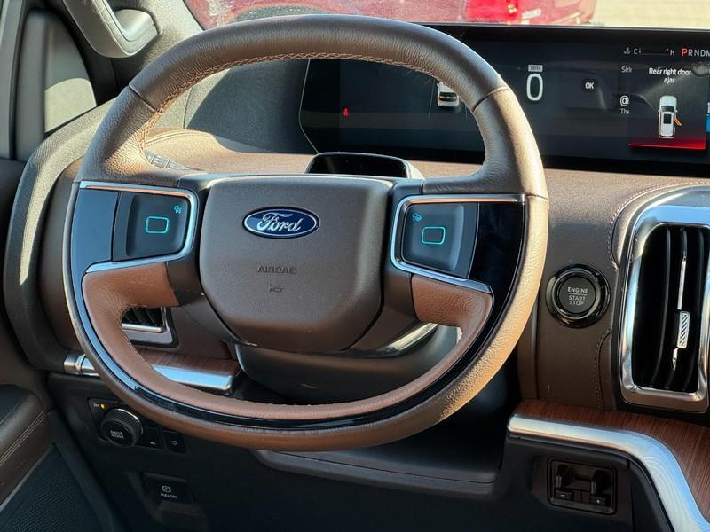 new 2025 Ford Expedition car, priced at $83,966