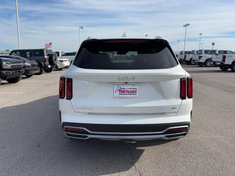 used 2024 Kia Sorento Hybrid car, priced at $32,395