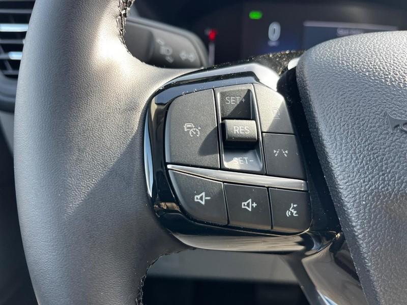 new 2025 Ford Escape car, priced at $30,398