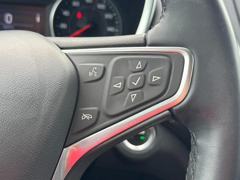 used 2023 Chevrolet Equinox car, priced at $22,495