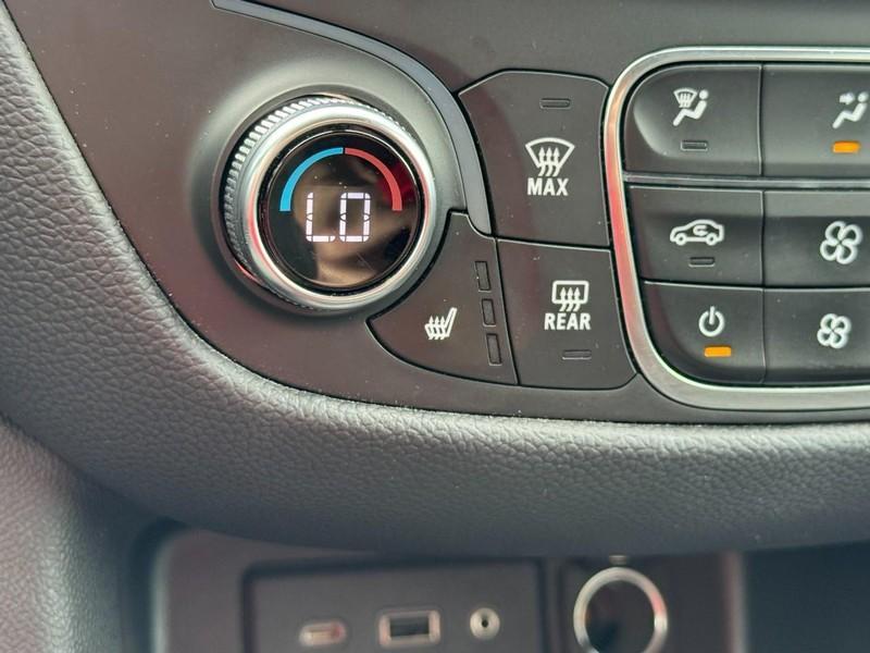 used 2023 Chevrolet Equinox car, priced at $22,495