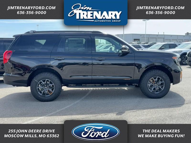 new 2026 Ford Expedition car, priced at $81,344