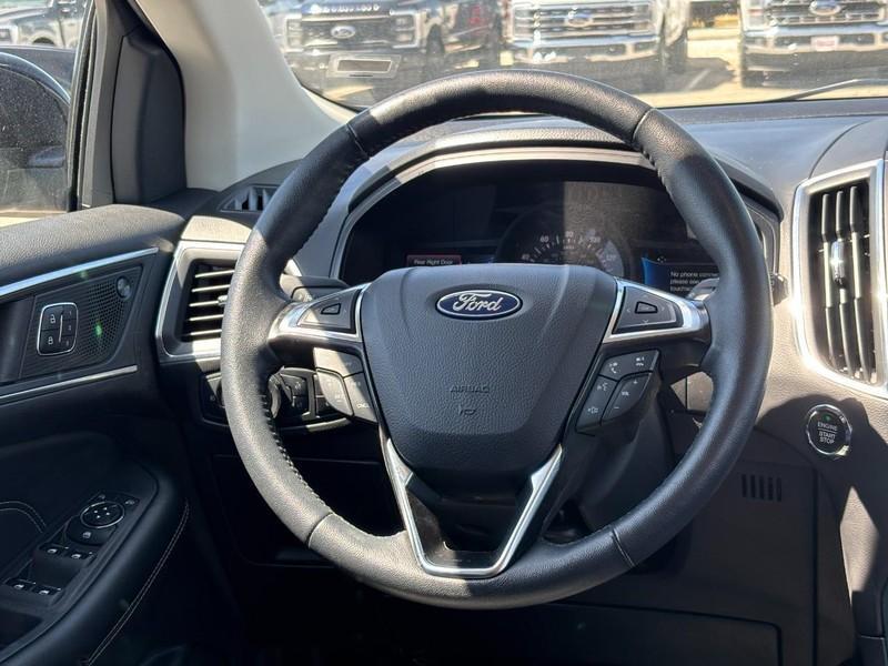 used 2024 Ford Edge car, priced at $25,995