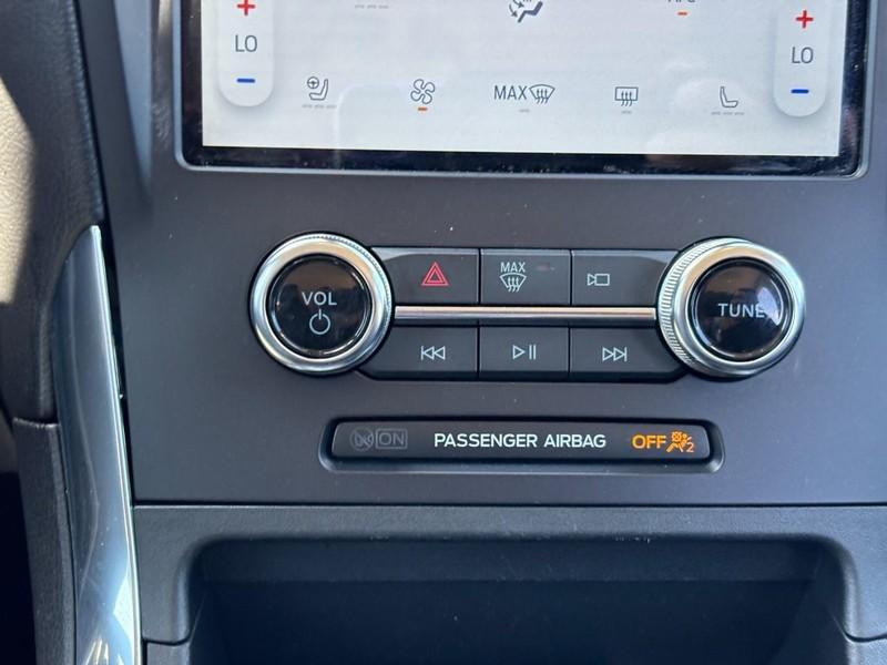 used 2024 Ford Edge car, priced at $25,995