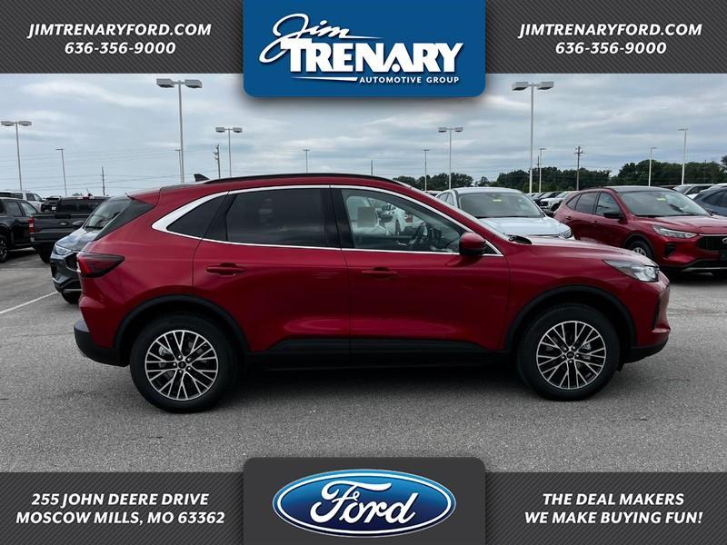 new 2025 Ford Escape car, priced at $29,933