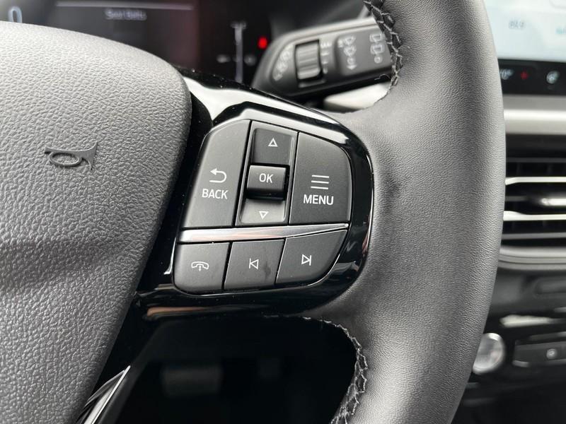 new 2025 Ford Escape car, priced at $29,933