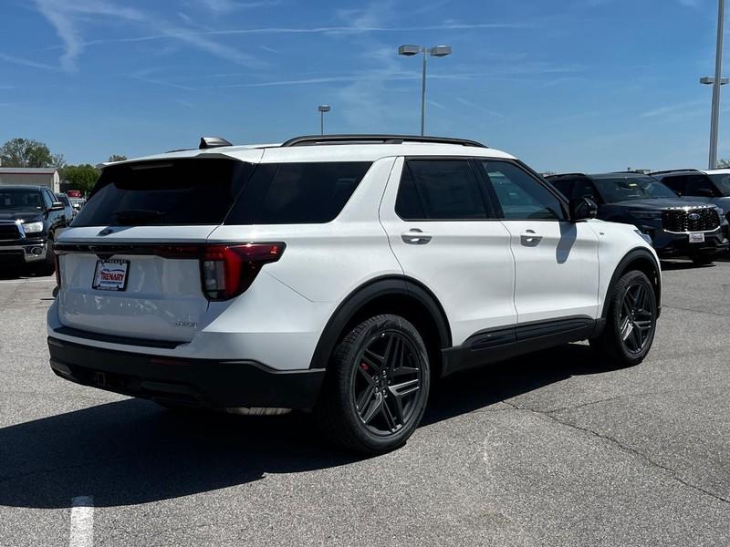 new 2025 Ford Explorer car, priced at $48,170