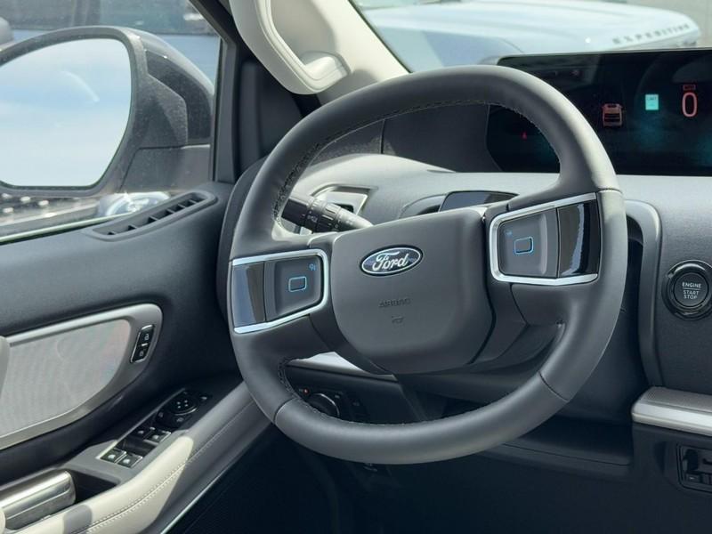 new 2026 Ford Expedition Max car, priced at $74,652