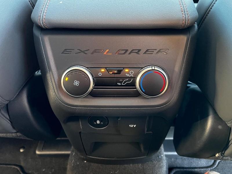 new 2025 Ford Explorer car, priced at $45,405