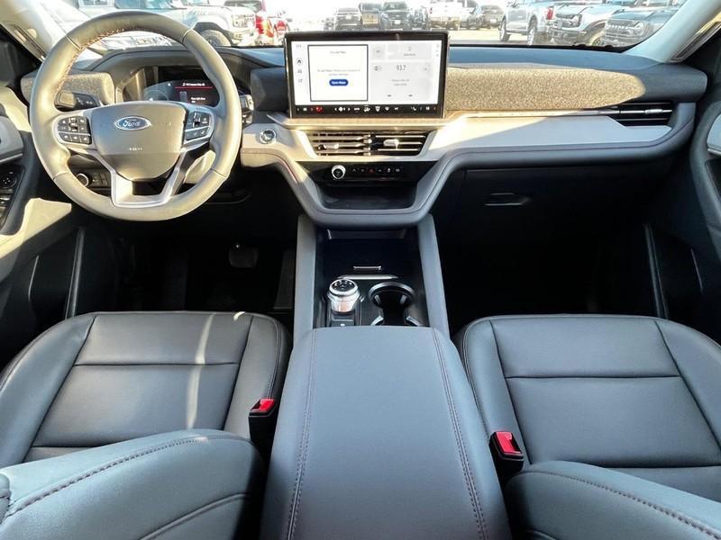 new 2025 Ford Explorer car, priced at $45,405