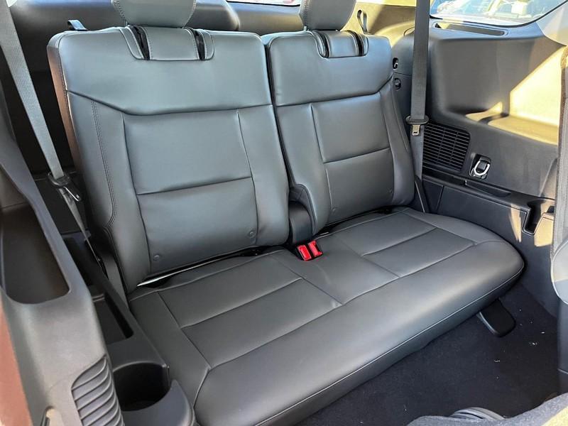 new 2025 Ford Explorer car, priced at $45,405