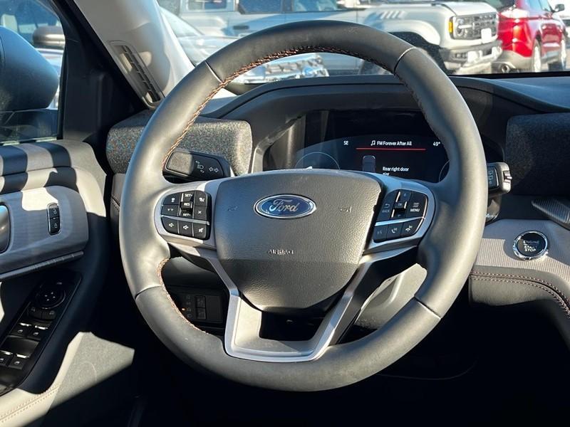 new 2025 Ford Explorer car, priced at $45,405