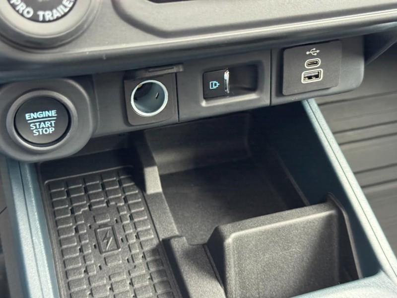 new 2025 Ford Maverick car, priced at $41,858