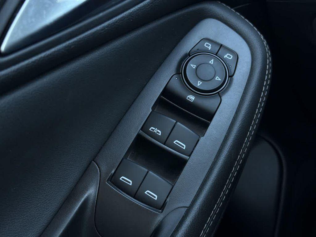 used 2025 Buick Encore GX car, priced at $23,932