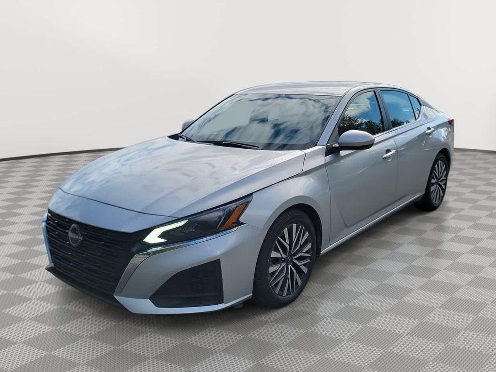 used 2023 Nissan Altima car, priced at $19,995