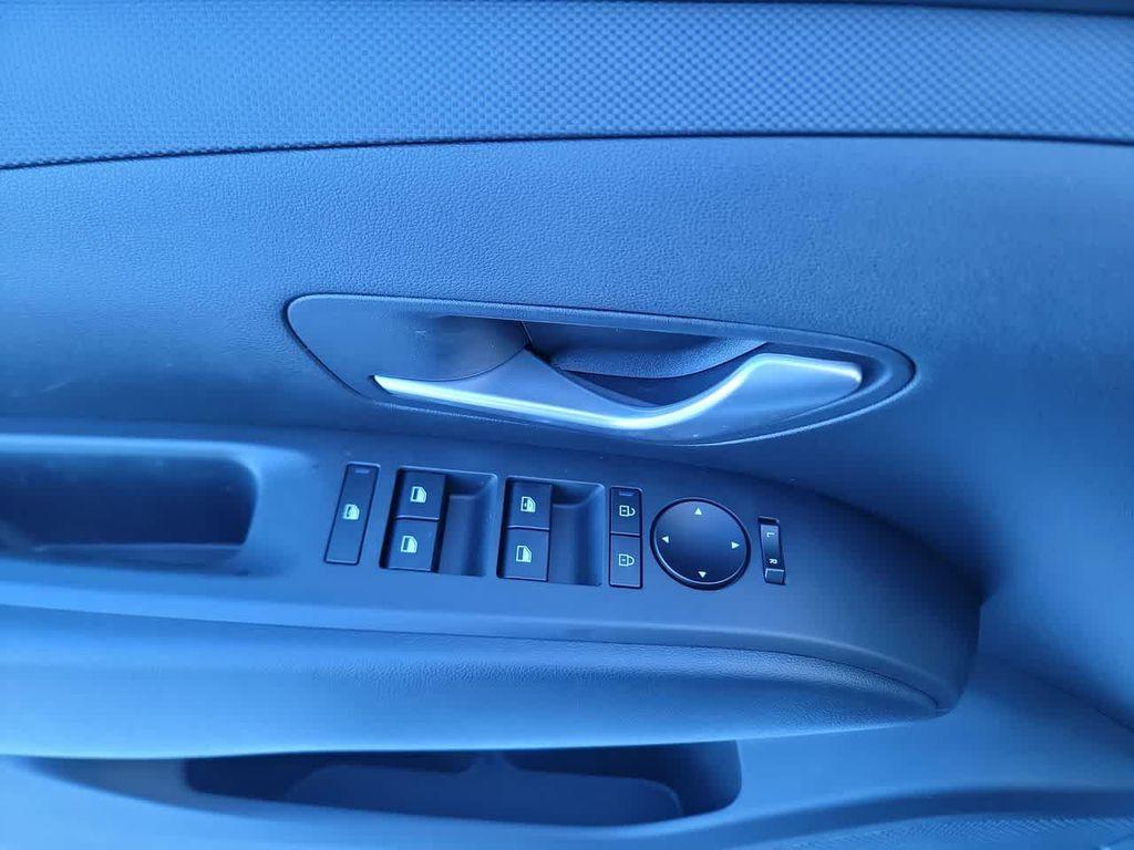 new 2026 Hyundai TUCSON Hybrid car, priced at $31,525