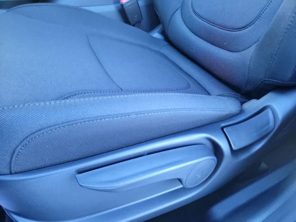 new 2026 Hyundai TUCSON Hybrid car, priced at $31,525