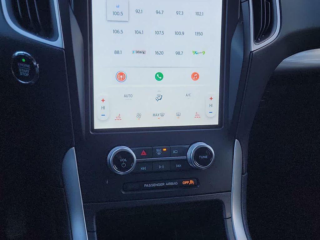 used 2024 Ford Edge car