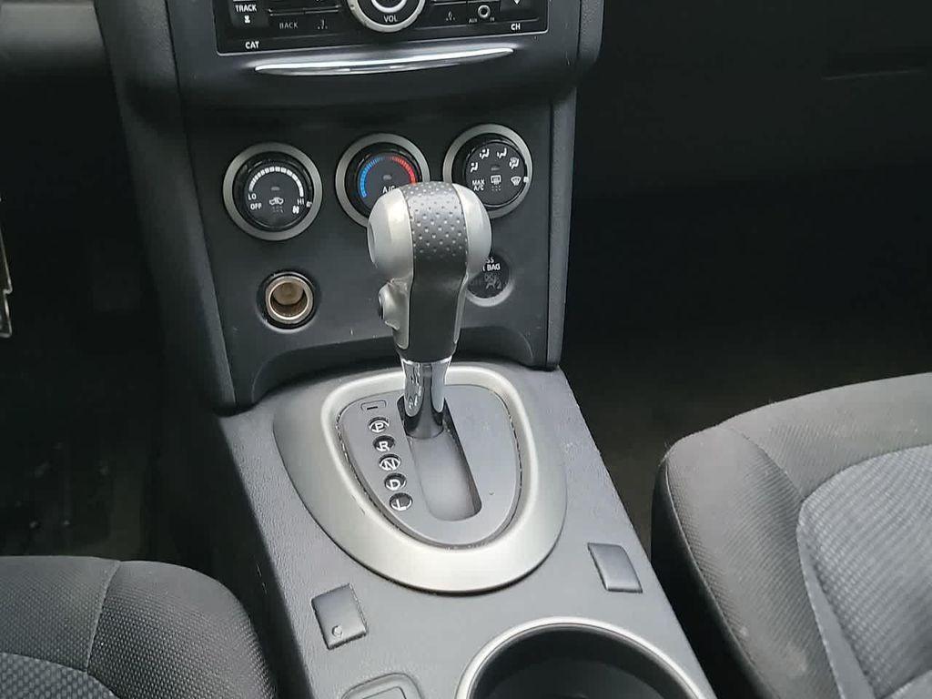 used 2015 Nissan Rogue Select car, priced at $10,995