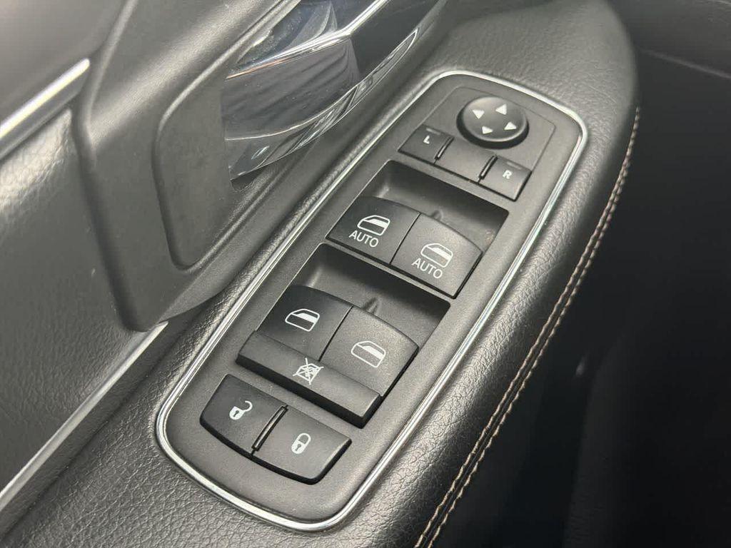 used 2022 Ram 1500 Classic car, priced at $37,973