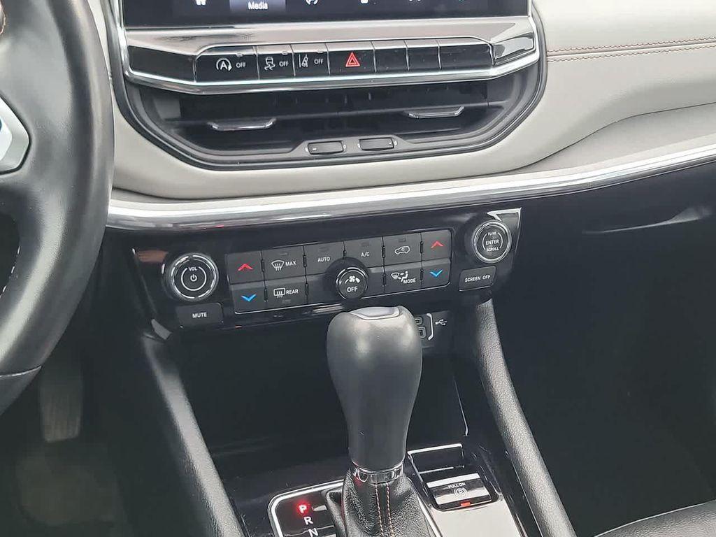 used 2022 Jeep Compass car, priced at $24,995