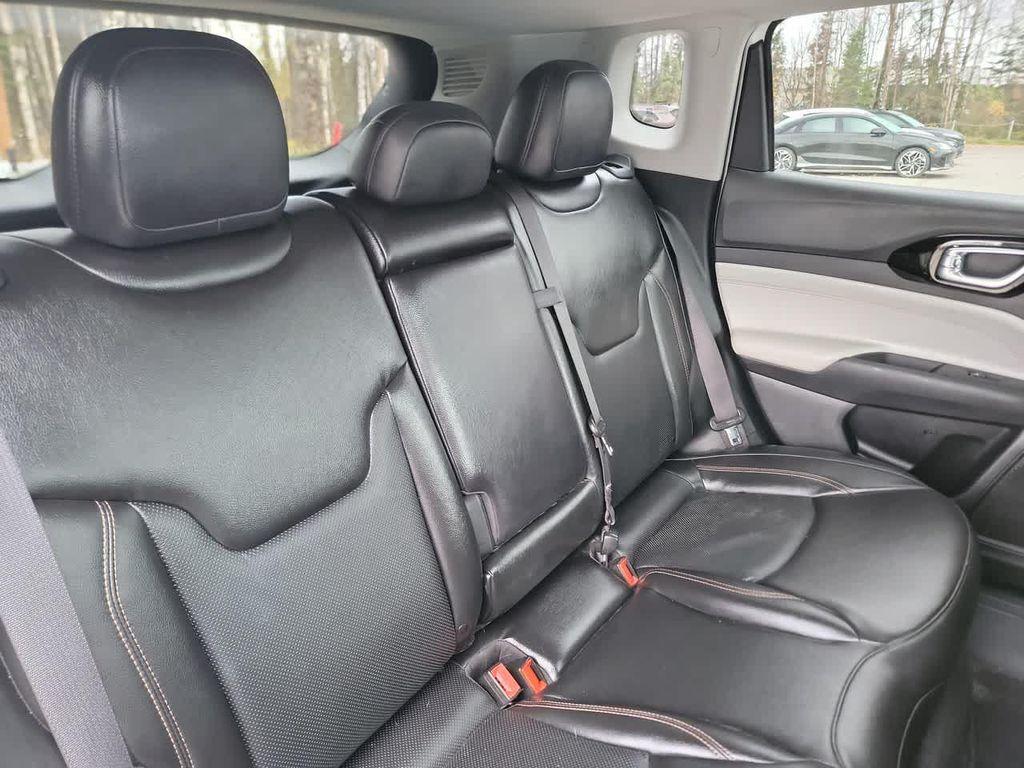 used 2022 Jeep Compass car, priced at $24,995