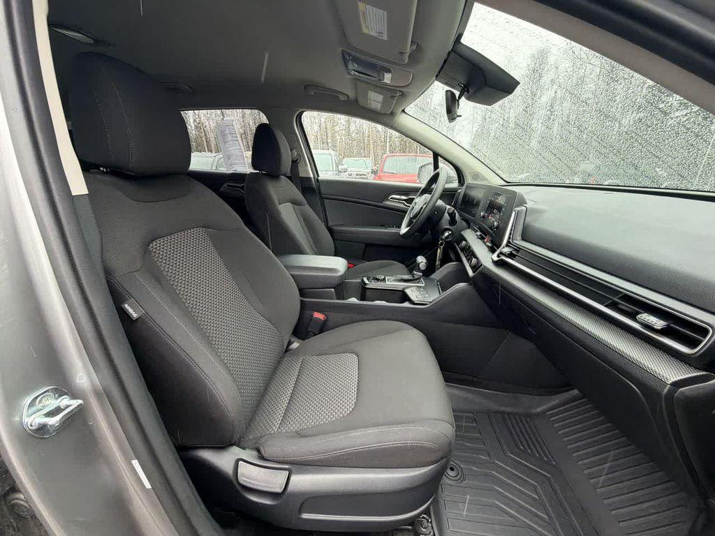 used 2024 Kia Sportage car, priced at $25,952
