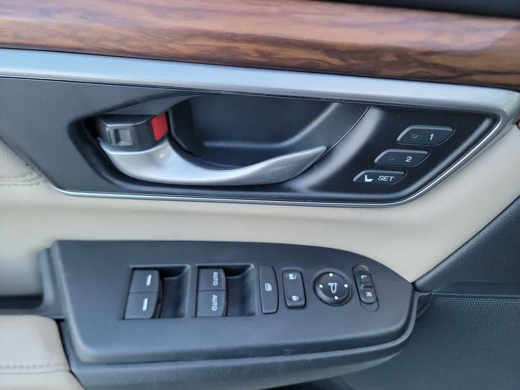 used 2022 Honda CR-V car, priced at $28,475