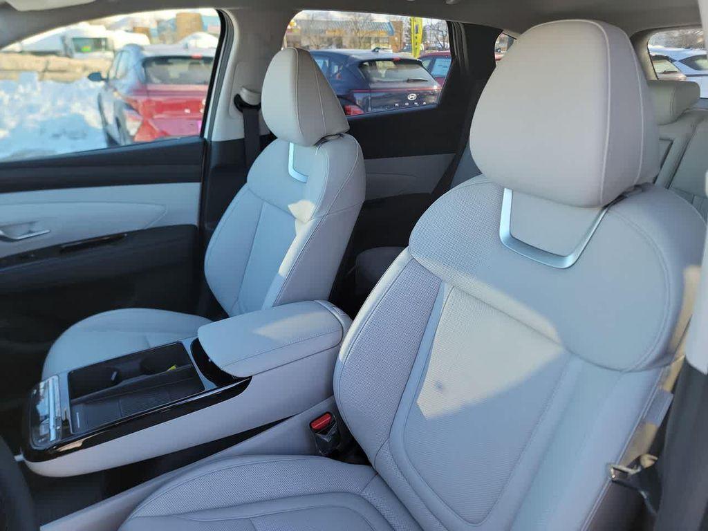 new 2026 Hyundai TUCSON Hybrid car, priced at $42,275