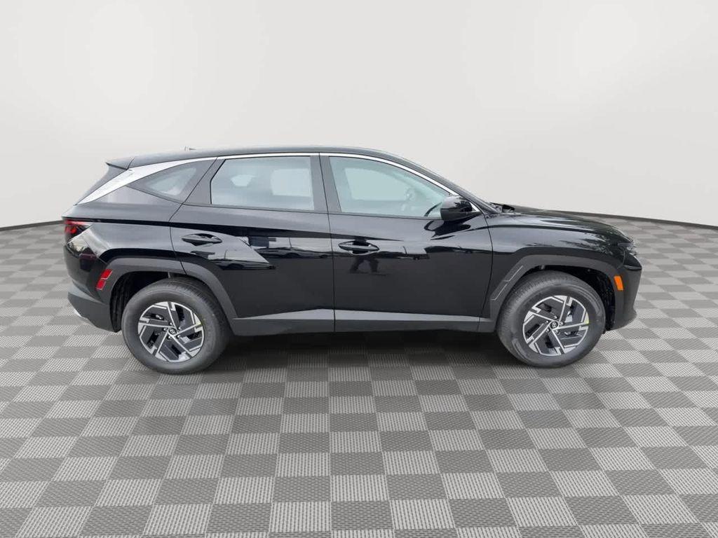 new 2026 Hyundai TUCSON Hybrid car, priced at $34,350