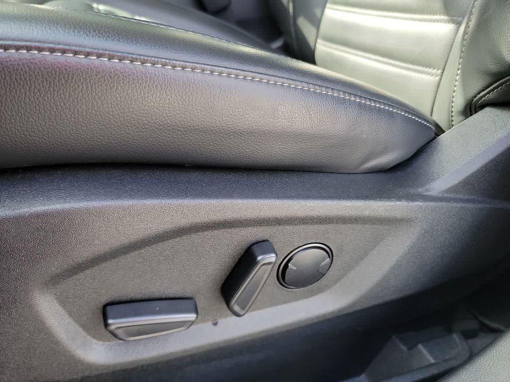 used 2023 Ford Edge car, priced at $24,972