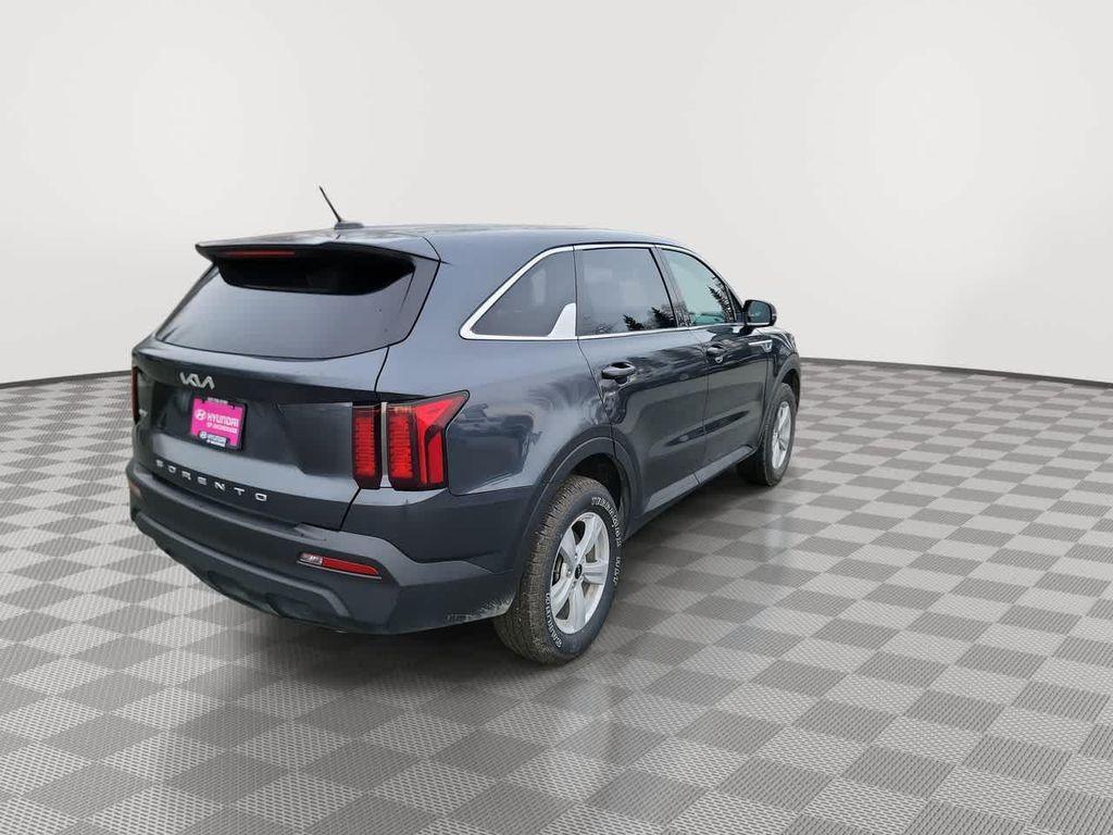 used 2022 Kia Sorento car, priced at $22,995