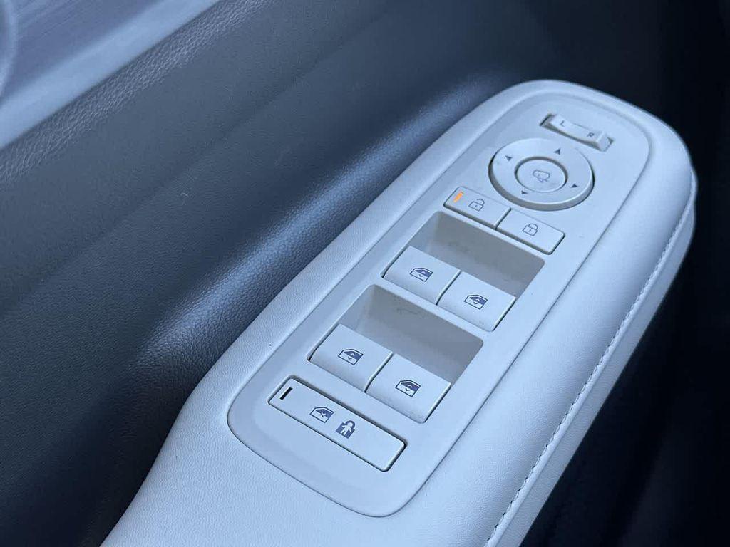 new 2026 Hyundai SANTA FE HEV car, priced at $50,775