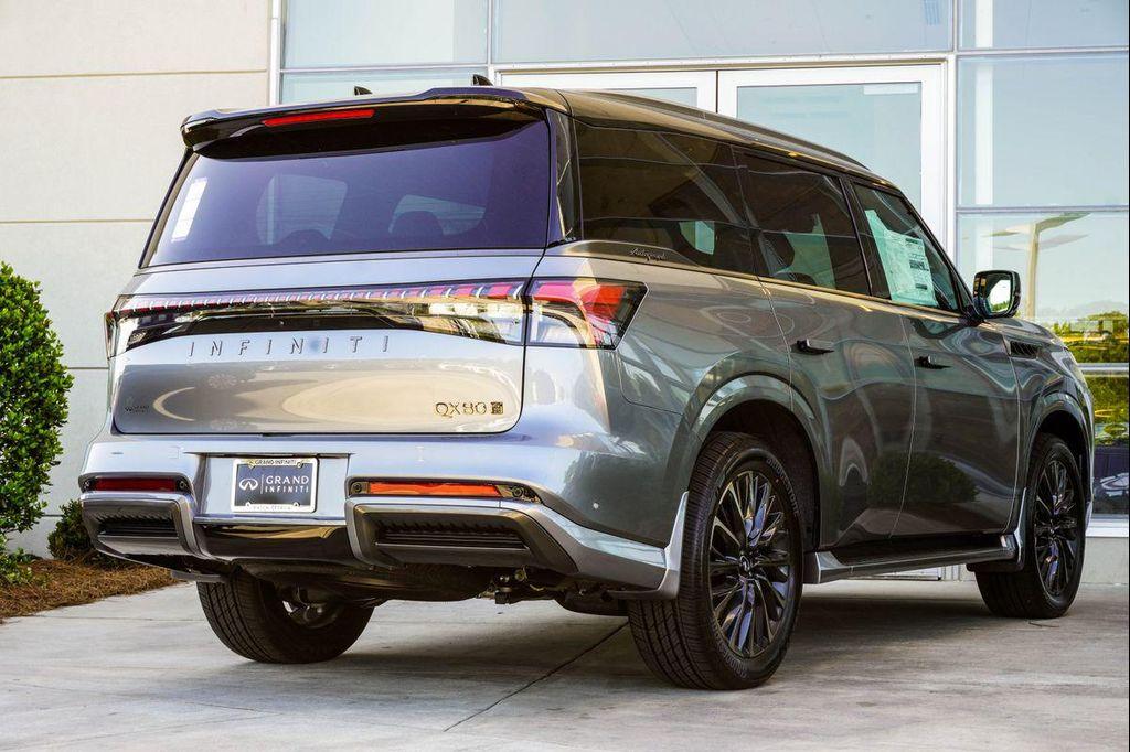 new 2026 INFINITI QX80 car, priced at $101,677